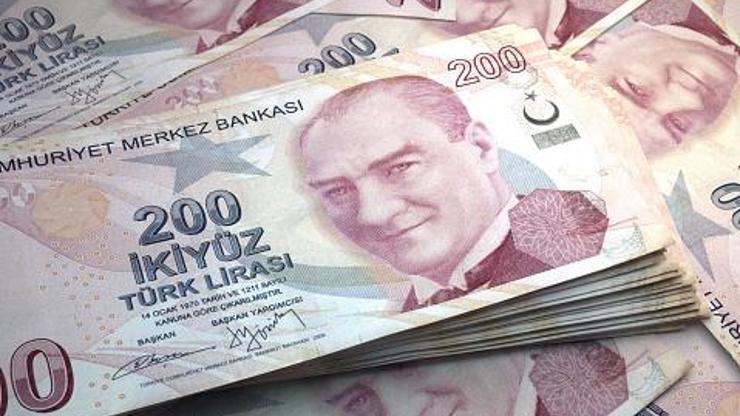 Türk Lirasıyla dış ticaret ilk 4 ayda 516 milyar lirayı aştı