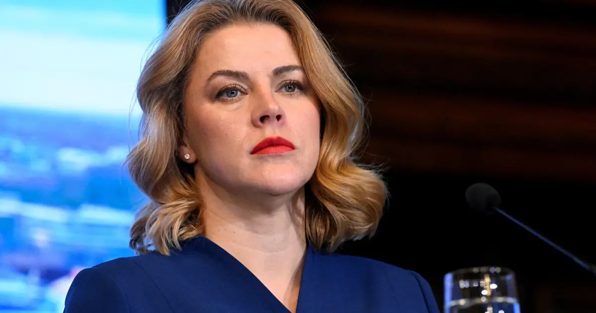 Ukrayna Savaşı, Letonya Başbakanı’nı koltuğundan etti