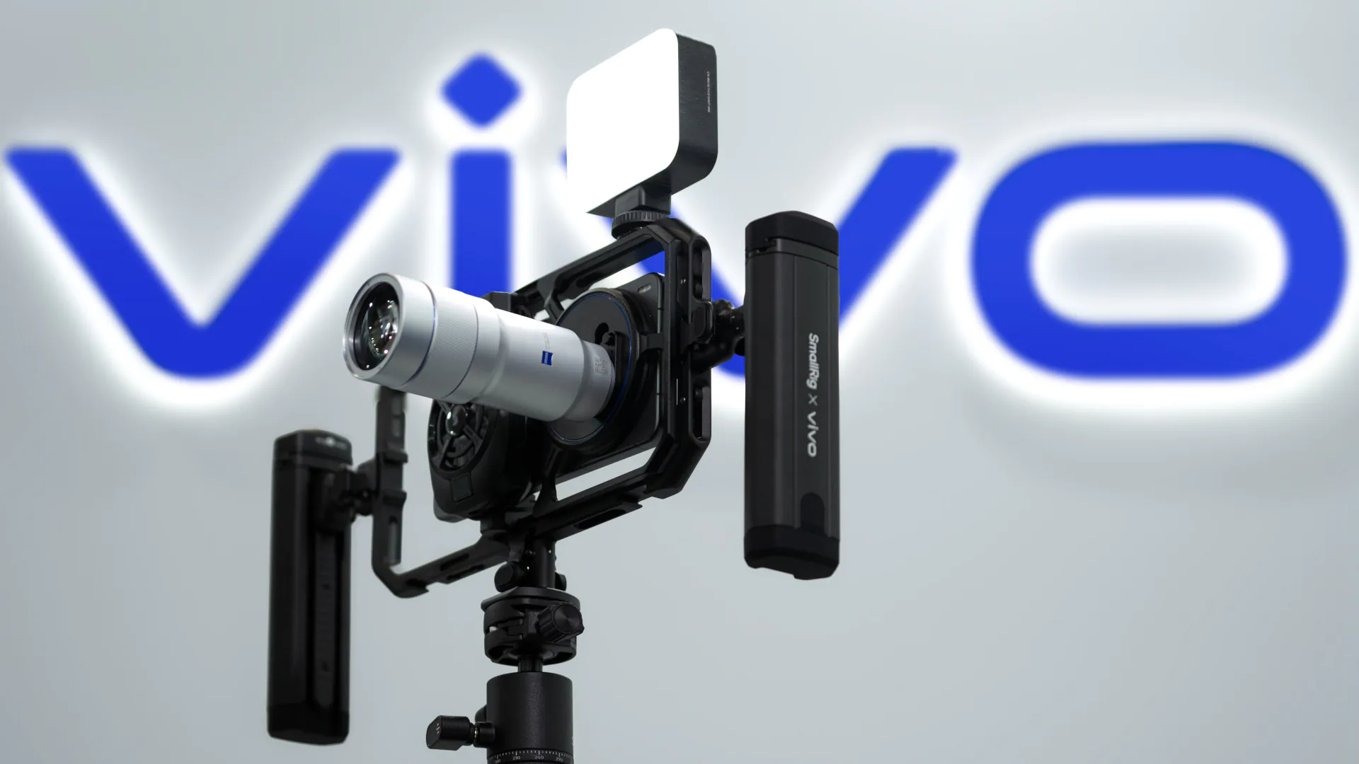 vivo Türkiye İTÜ’deki Çin Günü Etkinliğinde Yeni Nesil Teknolojilerini Gençlerle Buluşturdu